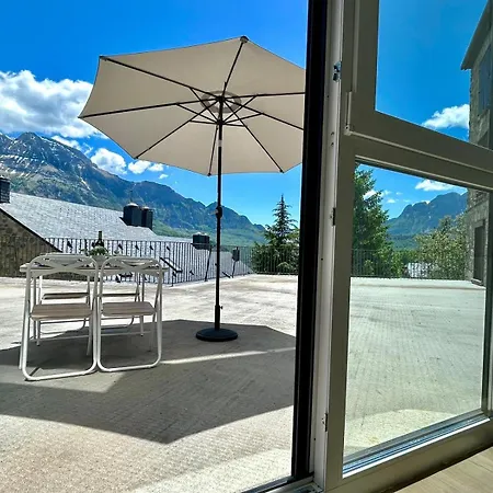 Casa Blanca Tramacastilla de Tena